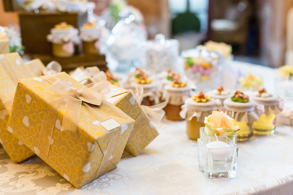 Cozy Fall Favors for your Guests!