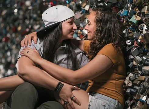 Expressing Love on the Love Bridge