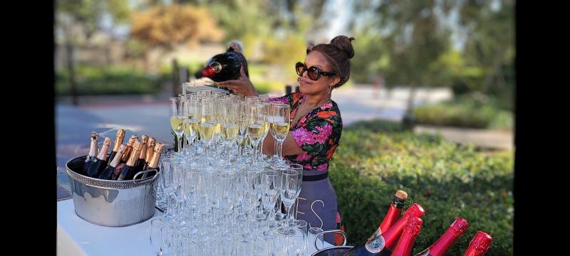 Bubles Champagne Gifts & Event Services